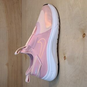 Nike Flex Plus SE Girls Running Pink And White Slip On No Tie Shoes
